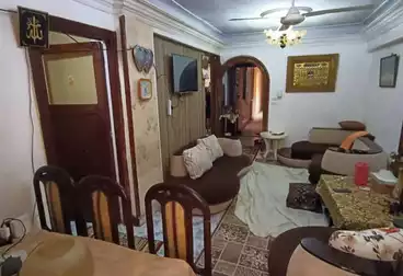Apartments For sale - 2 rooms - floor 8