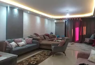 شقق للبيع - 3 غرف - بالدور 4