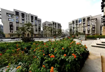 Apartments For sale - 2 rooms - floor 1