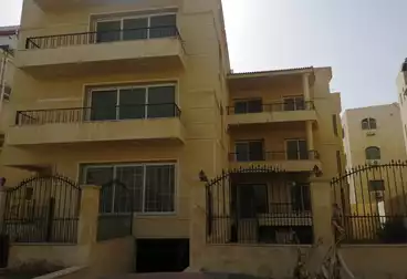 Villas For sale - 16 rooms