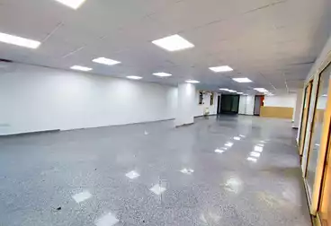 Offices For rent - 8 rooms - floor 3