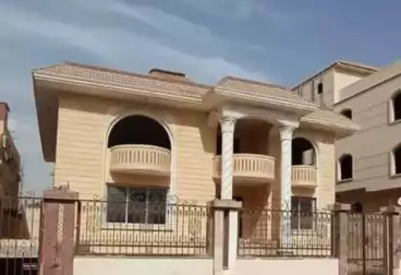 فلل للبيع - 6 غرف