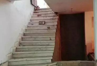 مخازن للبيع