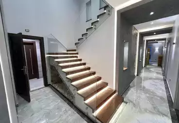 Apartments For rent - 4 rooms - floor 2