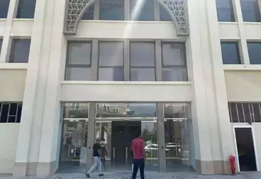 Administrative Building For rent - 25 rooms - floor 3