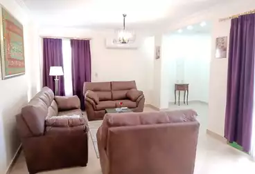 Furnished Apartment For sale - 3 rooms - floor 11