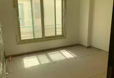 Apartments For rent - 3 rooms - floor 5