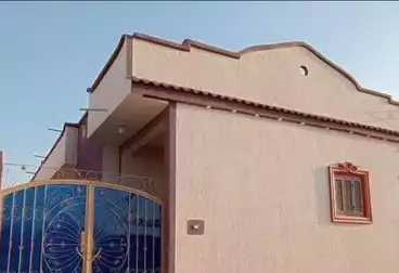 House / Home For sale - 3 rooms