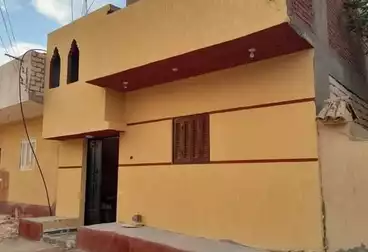 House / Home For sale - 3 rooms