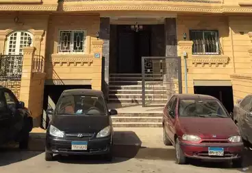 Apartment with Garden For sale - 2 rooms - floor 0