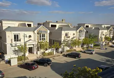 Villas For sale - 4 rooms