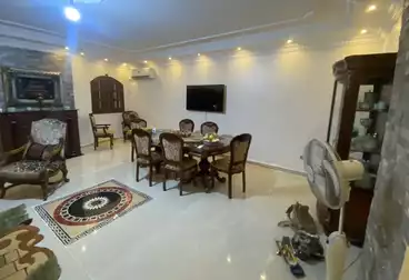 شقق للبيع - 3 غرف - بالدور 1