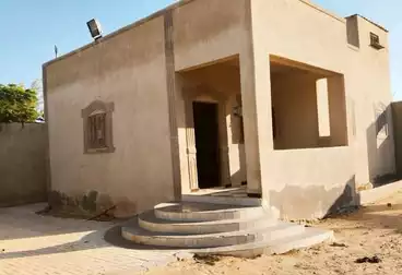 منزل / بيت للبيع - 5 غرف