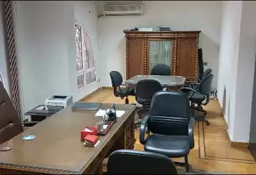 Administrative For rent - 4 rooms - floor 1