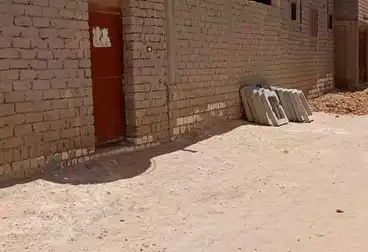 House / Home For sale - 3 rooms