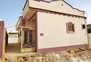 Building For sale - 3 rooms