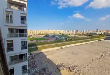 شقق للإيجار - 3 غرف - بالدور 9