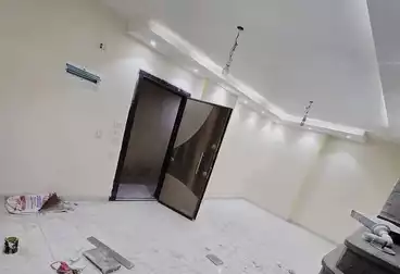Apartments For rent - 3 rooms - floor 4