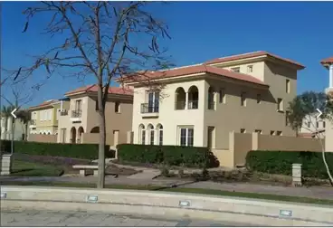 Villas For sale - 5 rooms