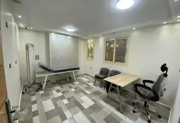 Room in Clinic For rent - floor 1