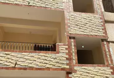 Building For sale - 3 rooms