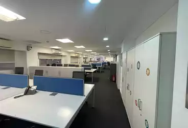 Offices For rent - 6 rooms - floor 0