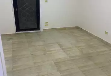 إداري للإيجار - 3 غرف - بالدور 0