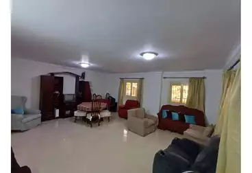 عقارات للبيع - 3 غرف - بالدور 0