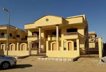 Separate Villa For sale - 5 rooms