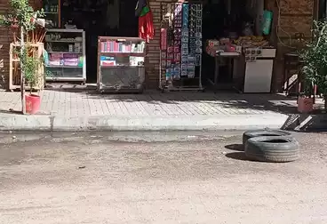 محلات للبيع - بالدور 0