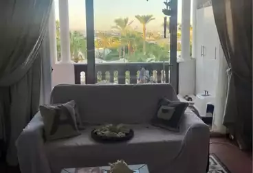 Furnished Apartment For sale - 1 rooms - floor 1