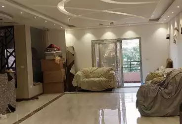 شقق للبيع - 3 غرف - بالدور 1