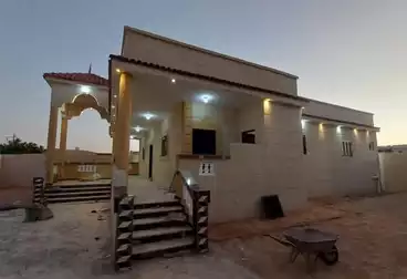 Villas For sale - 4 rooms