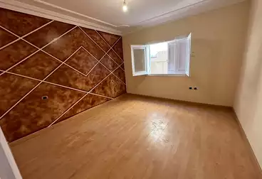 Full Floor For sale - 4 rooms - floor 2