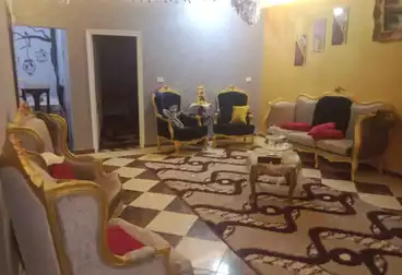 Building For sale - 4 rooms