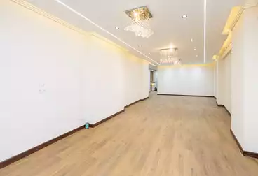 Apartments For sale - 3 rooms - floor 4