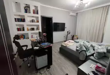 Apartments For sale - 3 rooms - floor 1