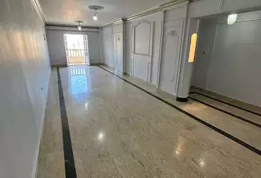Apartments For sale - 3 rooms - floor 8