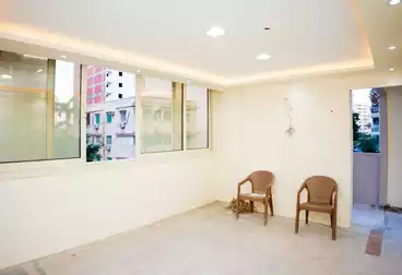 Administrative For sale - 3 rooms - floor 1