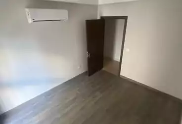 Apartments For rent - 3 rooms - floor 5