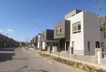 Twin House For sale - 4 rooms