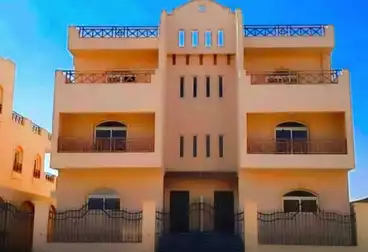 تاون هاوس للبيع - 3 غرف