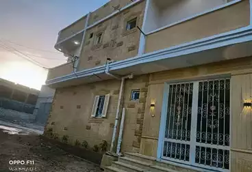 House / Home For sale - 3 rooms