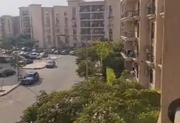 Apartments For sale - 3 rooms - floor 1