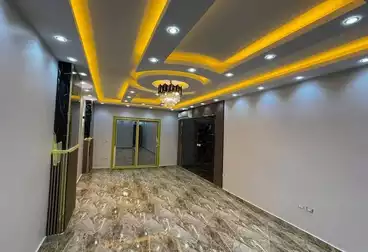Apartments For sale - 3 rooms - floor 1