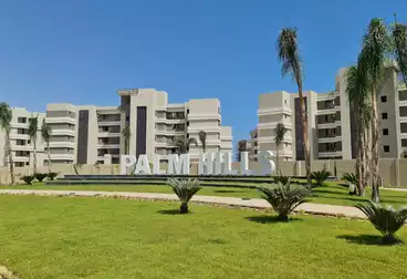 شاليه بحديقة للبيع - 3 غرف - بالدور 0