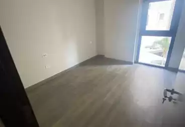 Apartments For rent - 3 rooms - floor 5