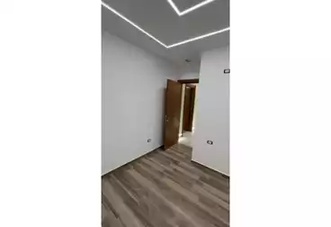 Apartment with Garden For sale - 3 rooms - floor 0