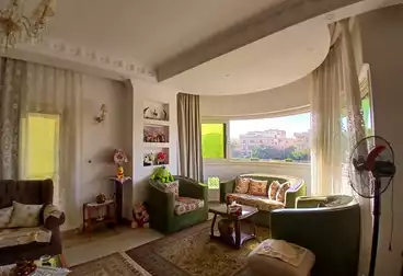 Apartments For sale - 3 rooms - floor 1