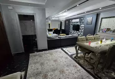 Furnished Apartment For sale - 3 rooms - floor 6
